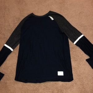 American Eagle flex men’s fitness shirt